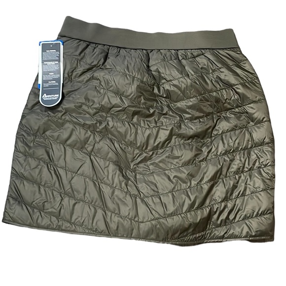Aventure Quilted Down Snap Faux Wrap Fleece Lined Mini Skirt - Picture 4 of 7